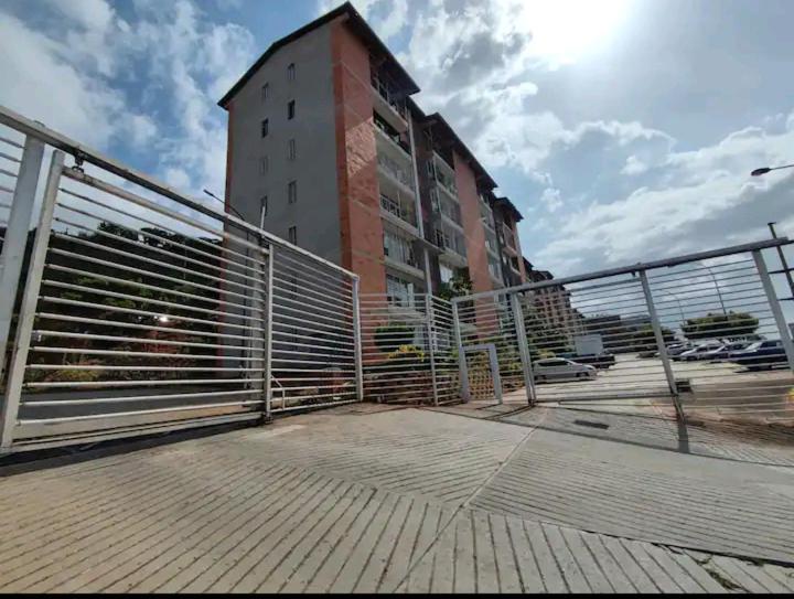 Apartamento Frente Al Aeropuerto De Майкетия Экстерьер фото